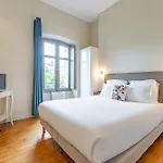 De Standing Tres Bien Situe Aux Portes De Quinconces Appartement Bordeaux