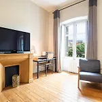 De Standing Tres Bien Situe Aux Portes De Quinconces Apartman Bordeaux